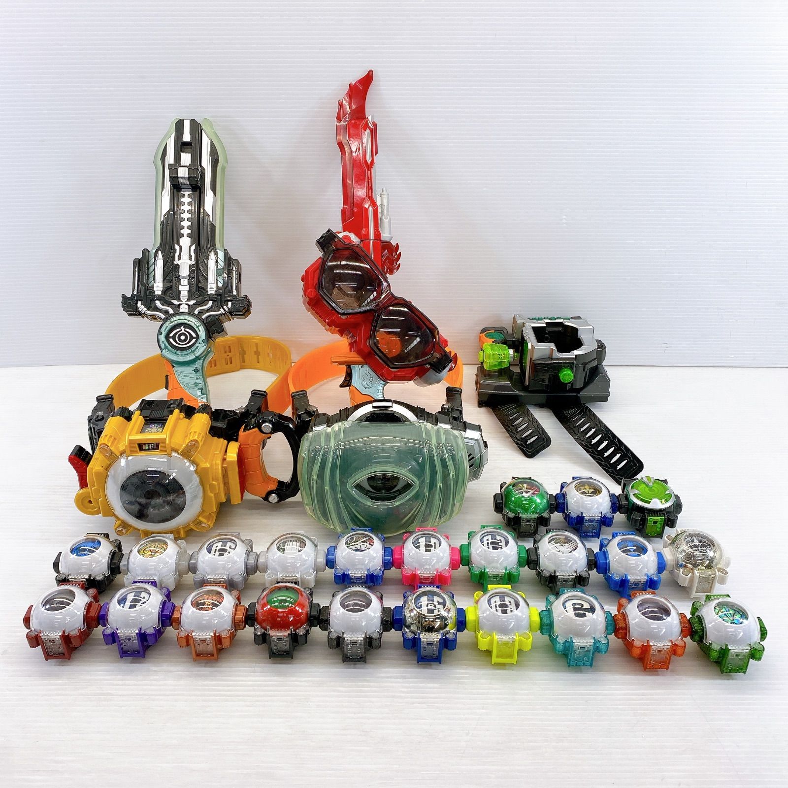 ◆BANDAI 仮面ライダーゴースト DXゴーストドライバー ・DXアイコンドライバーG ・ＤＸメガウルオウダー ・DXサングラスラッシャー ・DXガンガンセイバー ・アイコン まとめてセット 中古品◆ 9,933円