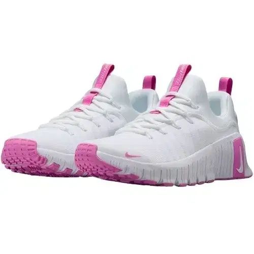 NIKE ウィメンズ Free メトコン6 ランニングシューズ 240 新品(箱なし)