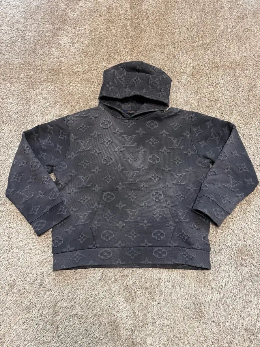ルイヴィトン LV モノグラム 2054 WHO フーディー XXL 出品