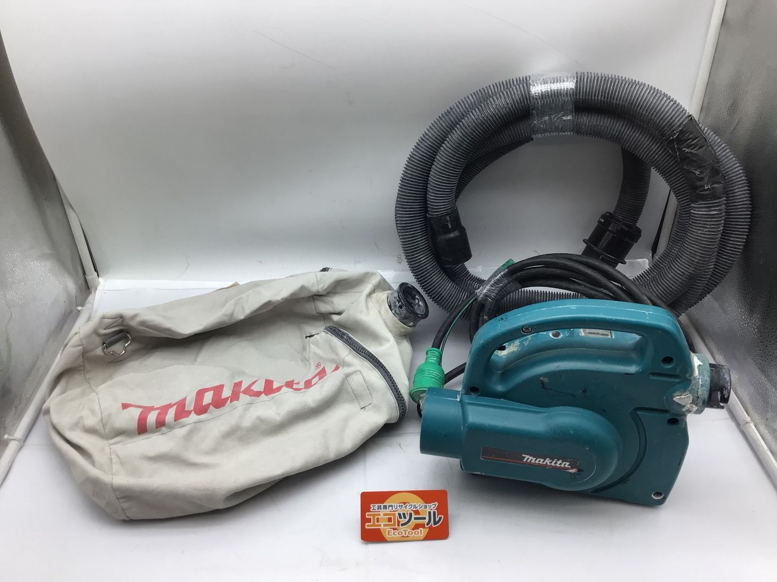 【中古品】Makita/マキタ 450 ☆ 小型集じん機 [IT_VIGVV][知立][M04]