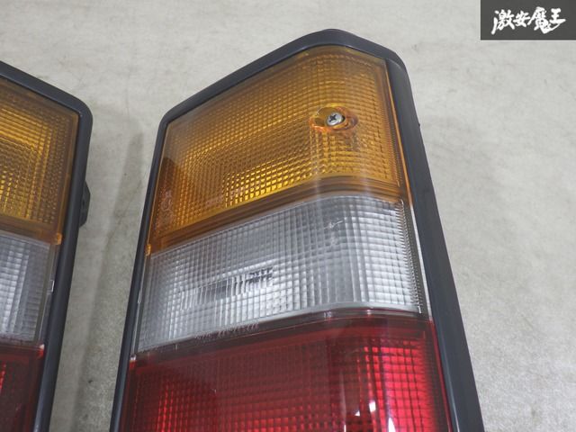 【ストア出品】 日産 純正 E24 キャラバン 2000年 テールライト テールランプ 左右セット KOITO 220-24522 NISSAN JDM 即納 棚8-4