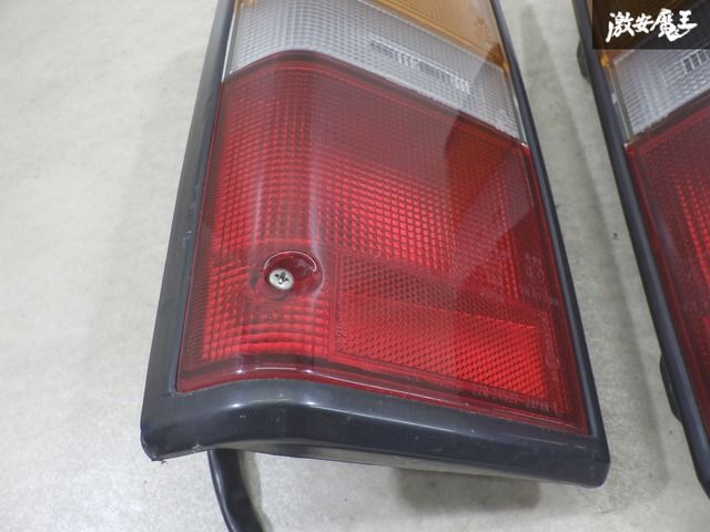 【ストア出品】 日産 純正 E24 キャラバン 2000年 テールライト テールランプ 左右セット KOITO 220-24522 NISSAN JDM 即納 棚8-4