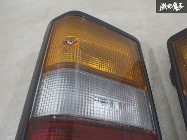 【ストア出品】 日産 純正 E24 キャラバン 2000年 テールライト テールランプ 左右セット KOITO 220-24522 NISSAN JDM 即納 棚8-4