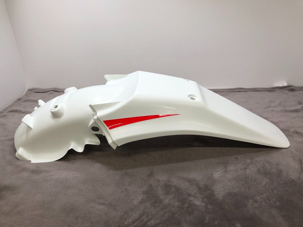 ホンダCRM250AR用リアフェンダー - メルカリ