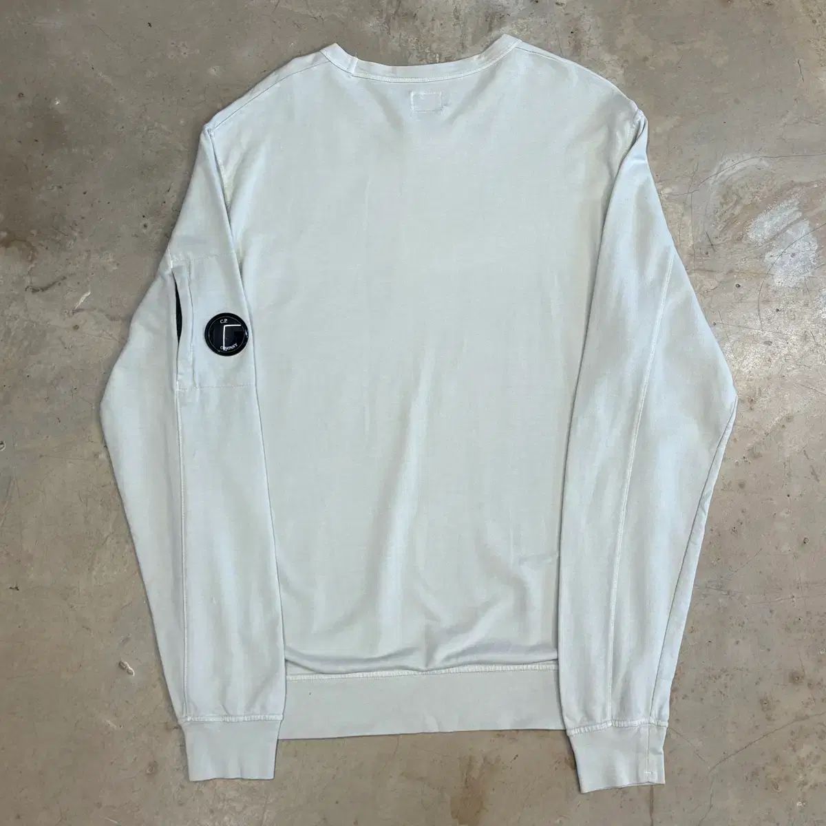 C P カンパニー M アイボリー ロングスリーブ Tシャツ｜七分・長袖カットソー
