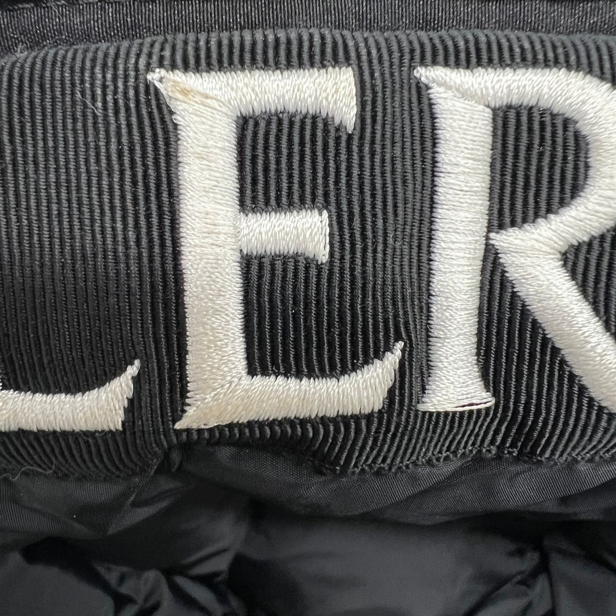 MONCLER 美品 モンクレール 2018年 MONTCLAR モンクラー 41320 ダウン 