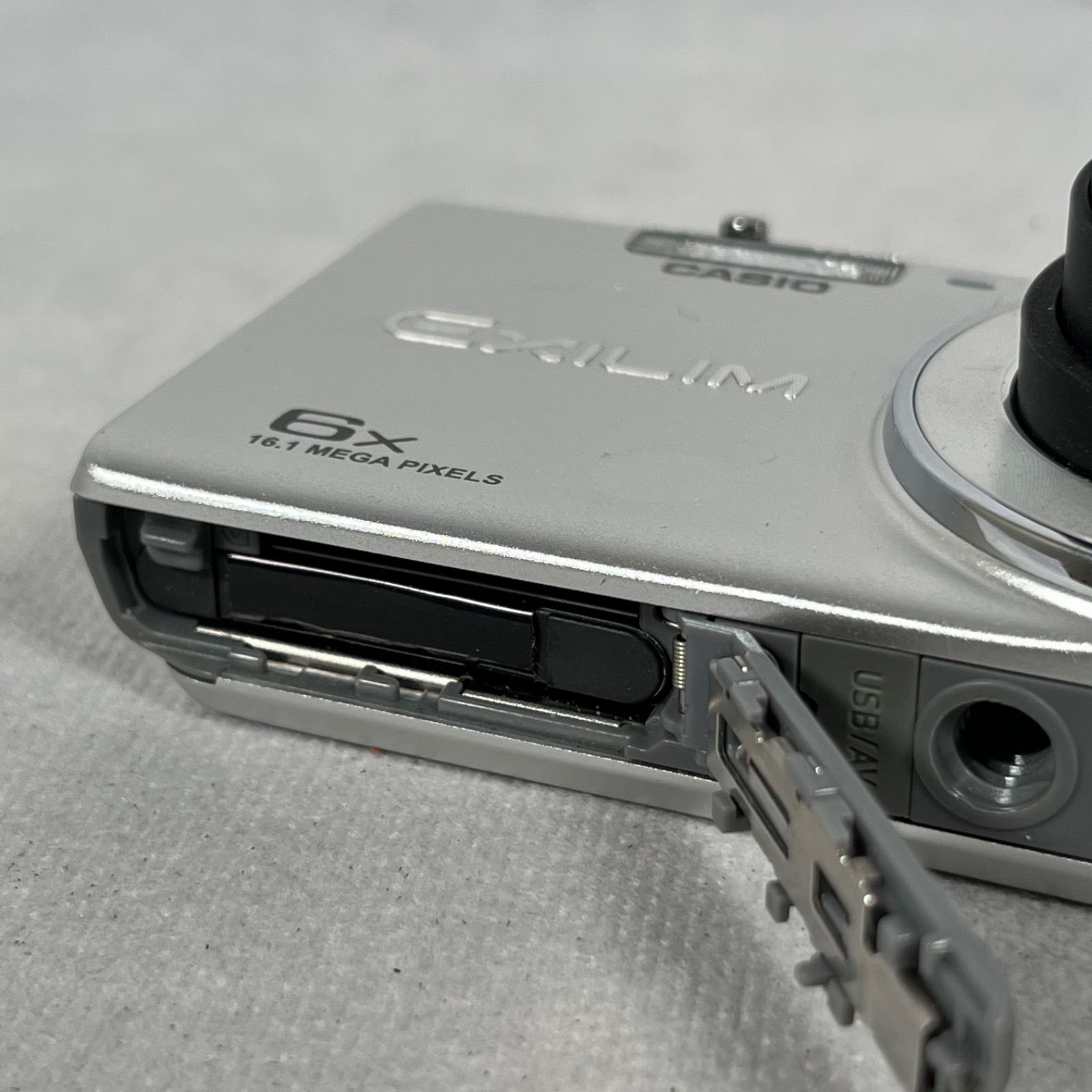管2605-478】CASIO カシオ EXILIM EX-Z31 シルバー コンパクトデジタル
