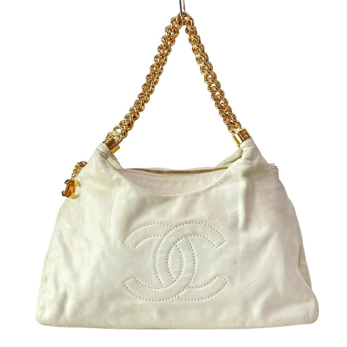 CHANEL(シャネル) ショルダーバッグ - A38460 アイボリー ゴールド金具/チェーンショルダー/ココマーク ラムスキン