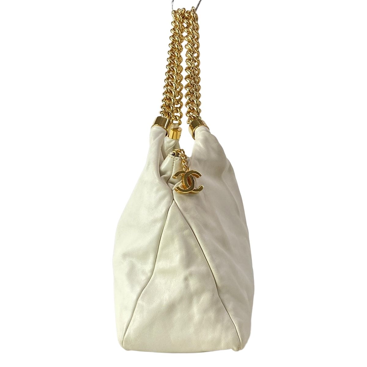 CHANEL(シャネル) ショルダーバッグ - A38460 アイボリー ゴールド金具
