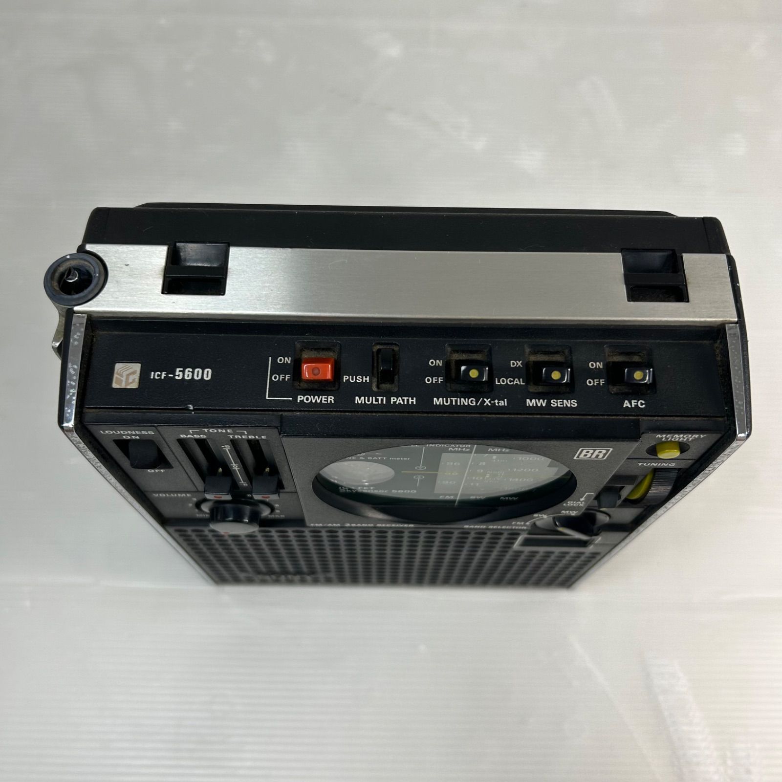 ジャンク品】☆FM ラジオ ラジカセ ☆SONY ICF-5600 スカイセンサー