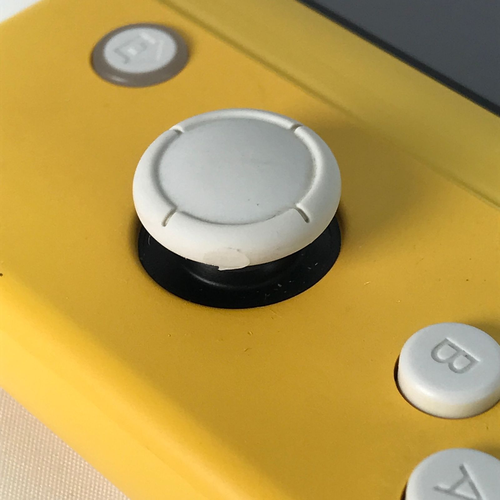 ○任天堂 ゲーム機本体 Nintendo Switch Lite本体 イエロー 箱なし