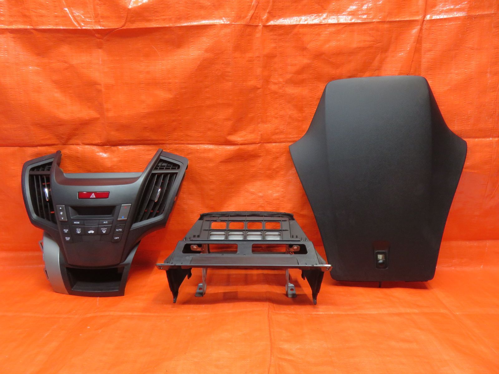 LF452* オデッセイ RB3 センターパネル/エアコンスイッチ 吹出口 ナビパネル センターダッシュパネル 3点 /純正 77610-SLE-0030
