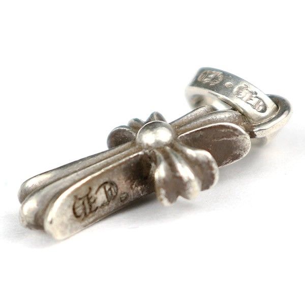 CHROME HEARTS 新宿店 クロムハーツ 新型 ベイビーファットクロス