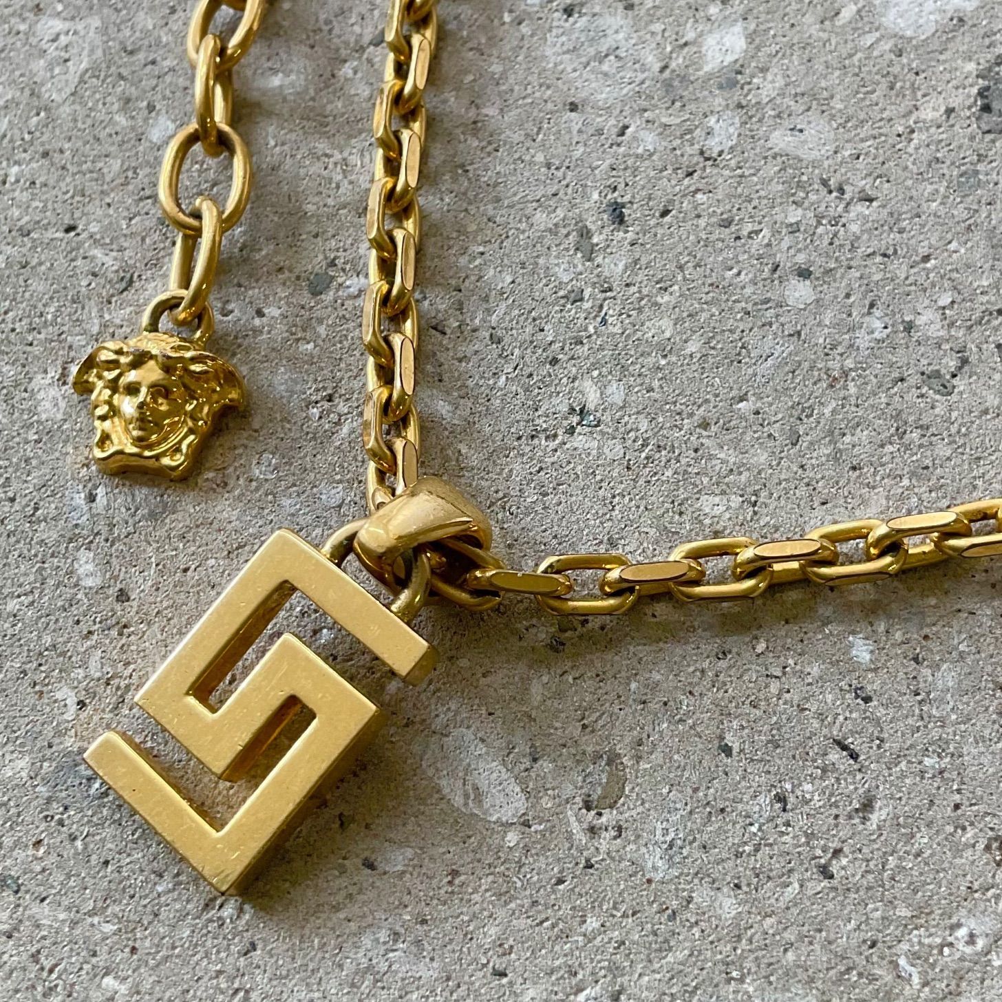 VERSACE ヴェルサーチ グレカ ネックレス ゴールド ペンダント