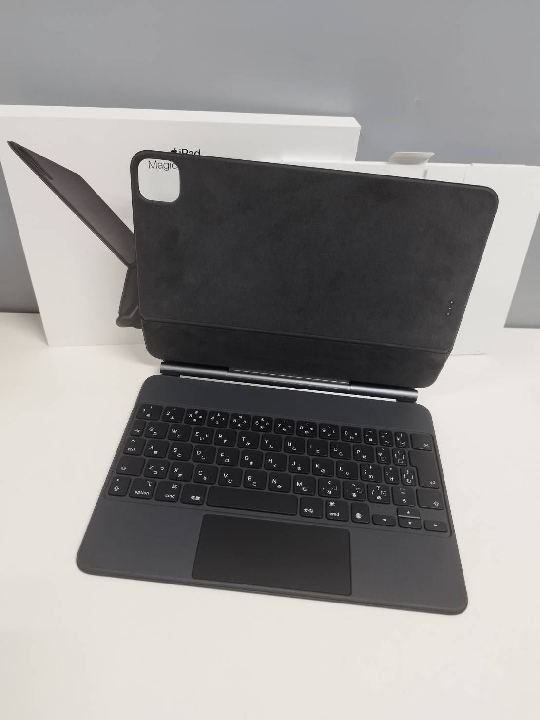 【美品】iPad Magic Keyboard/A2261/11インチ/日本語配列/ブラック〈MXQT2J/A〉