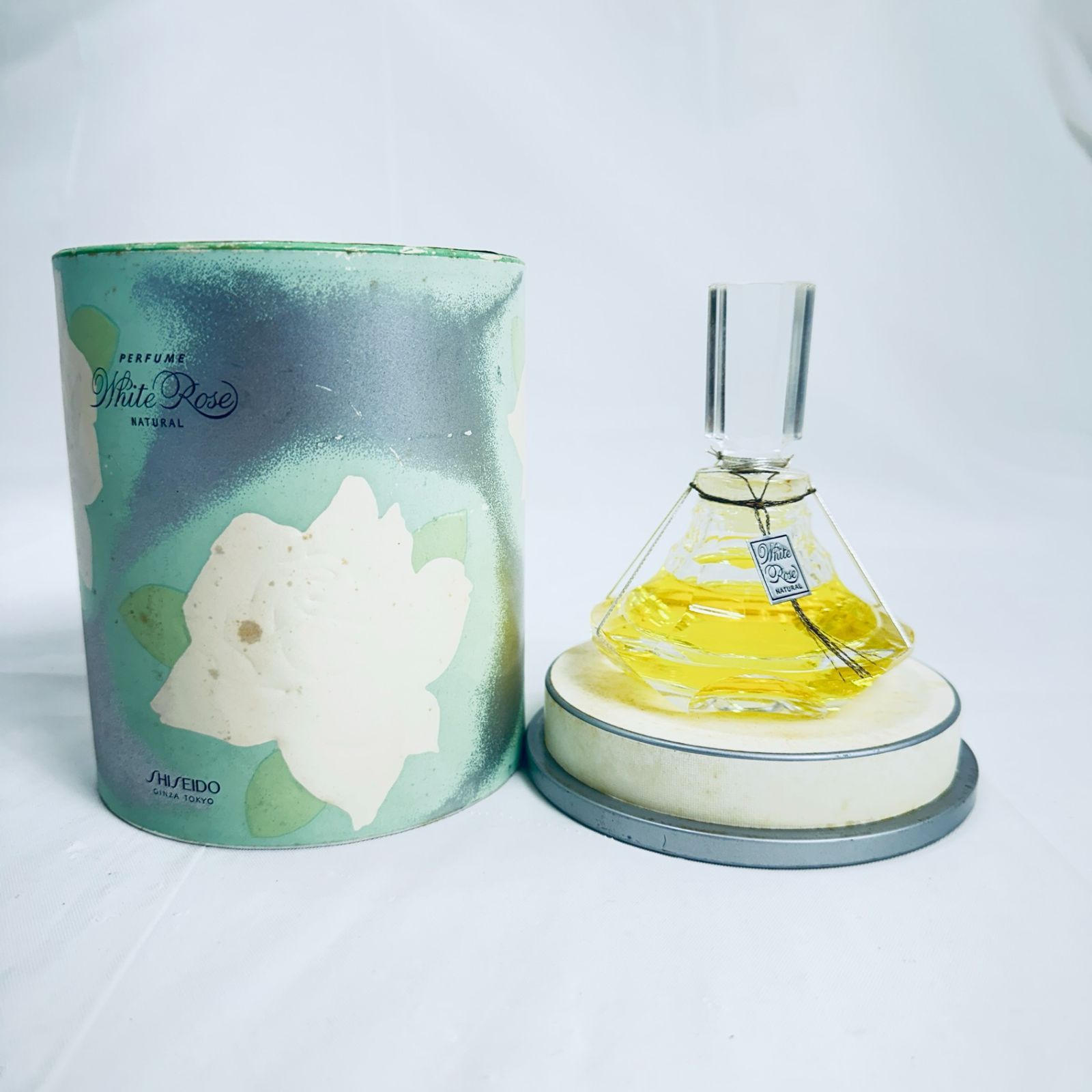 新品 未開栓 資生堂 ホワイトローズナチュラル 32ml 香水