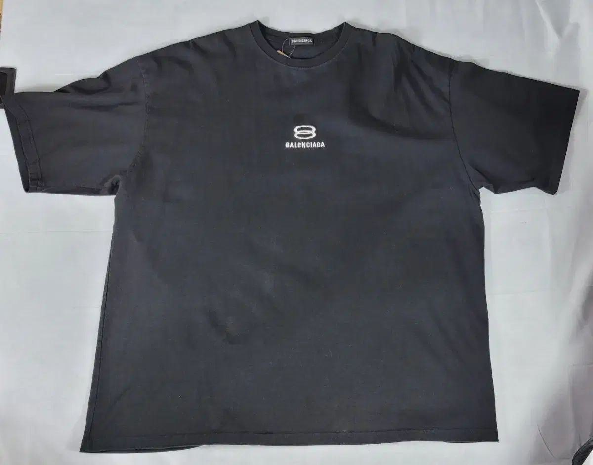 バレンシアガ ロゴ 半袖 Tシャツ ブラック