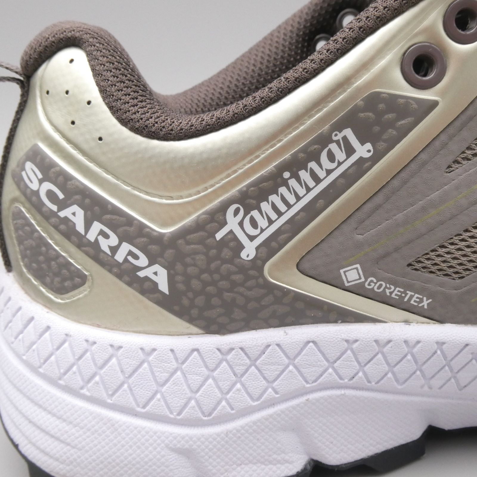 新品同様 HERNO ヘルノ SCARPA×Laminar ラミナー×スカルパ コラボ スニーカー ランニングシューズ SPIN ULTRA2 ...