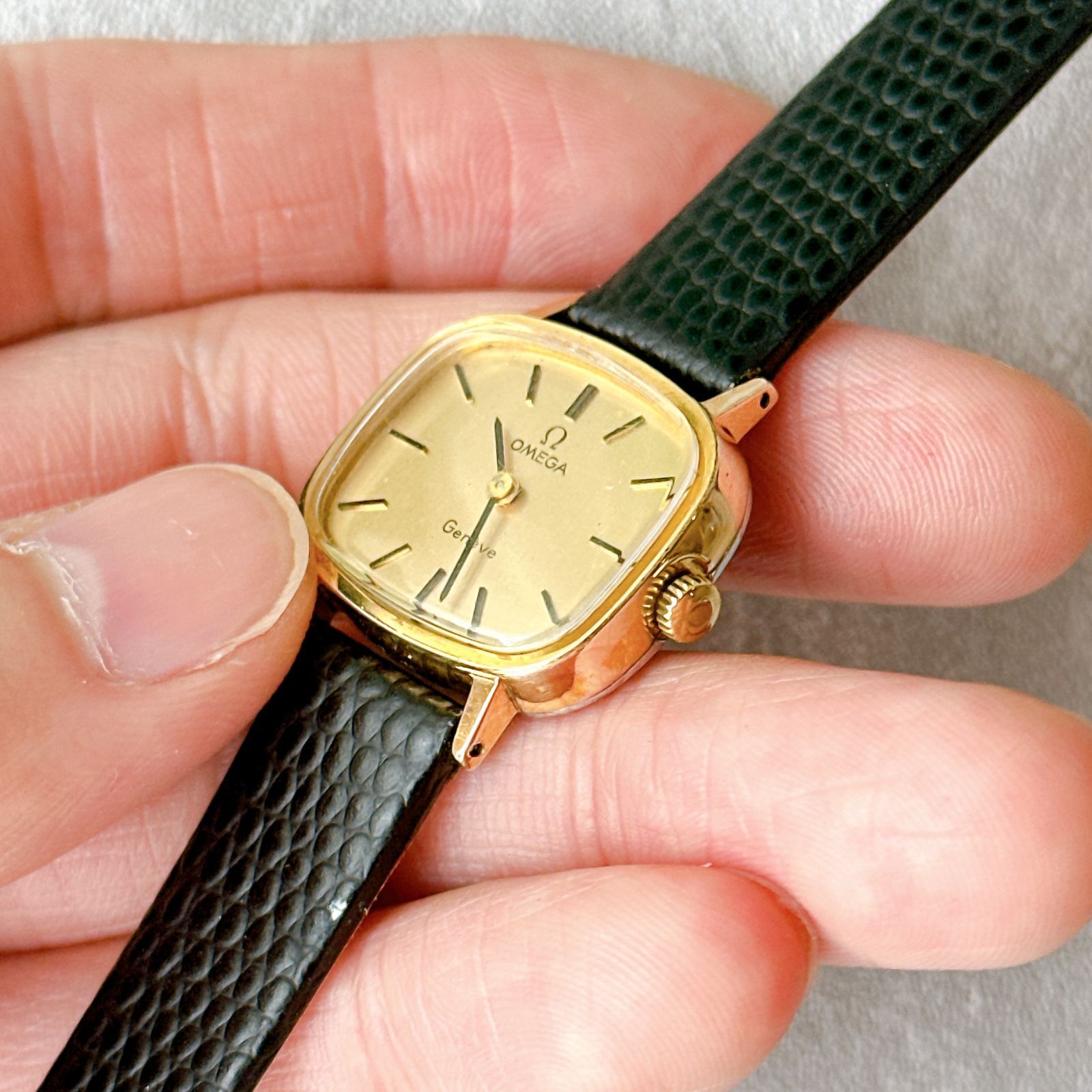 OMEGA Geneve オメガ ジュネーブ 手巻き ゴールド スクエアケース