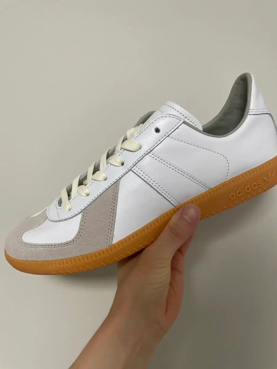 新商品 adidas アミ デコン 260 265サイズ KJ17