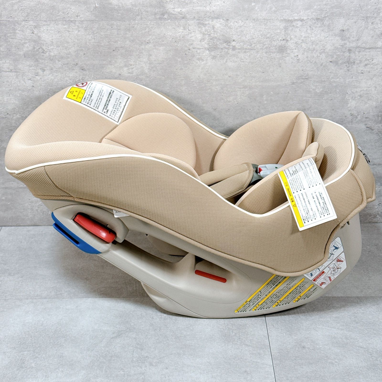 美品 コンビ コッコロS UX チャイルドシート 新生児〜4歳 Combi 軽量