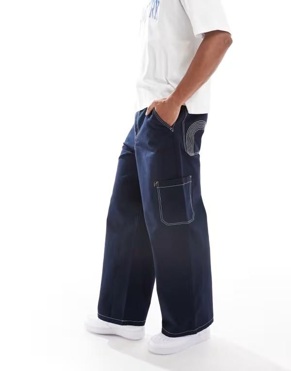 エイソス メンズ ボトムス カジュアルパンツ カーゴパンツ パンツ 刺繍 ASOS DESIGN super baggy cargo pants with embroidered back pockets NAVY ネイビー