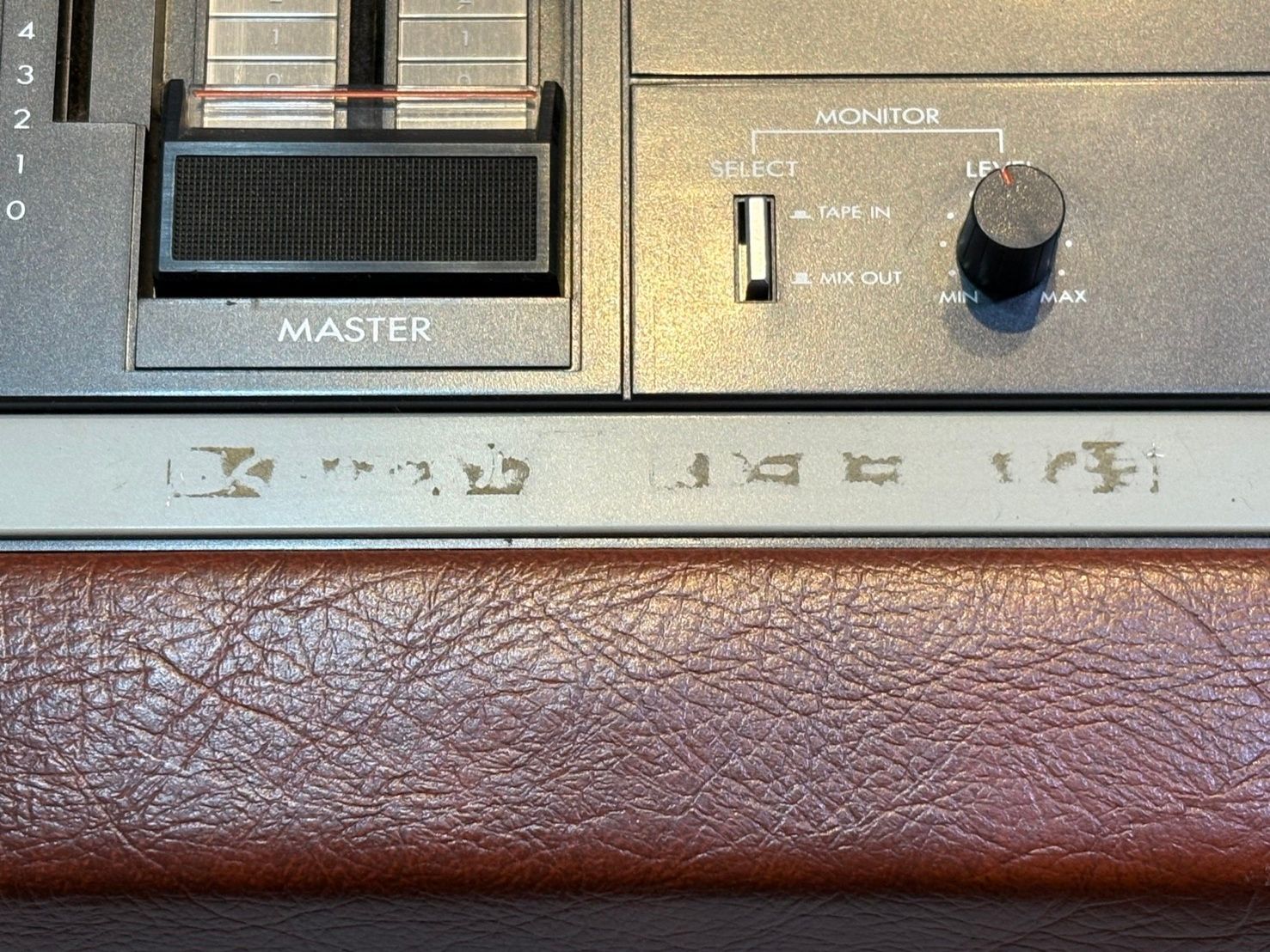 ◇Victor ビクター 6ch マスターミキサー MI-5000 音響機器 カバー付き