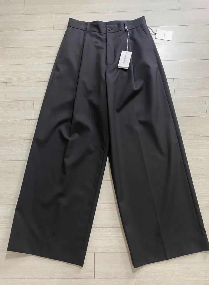 シュタイン stein ワイド スラックス ブラック M 新品
