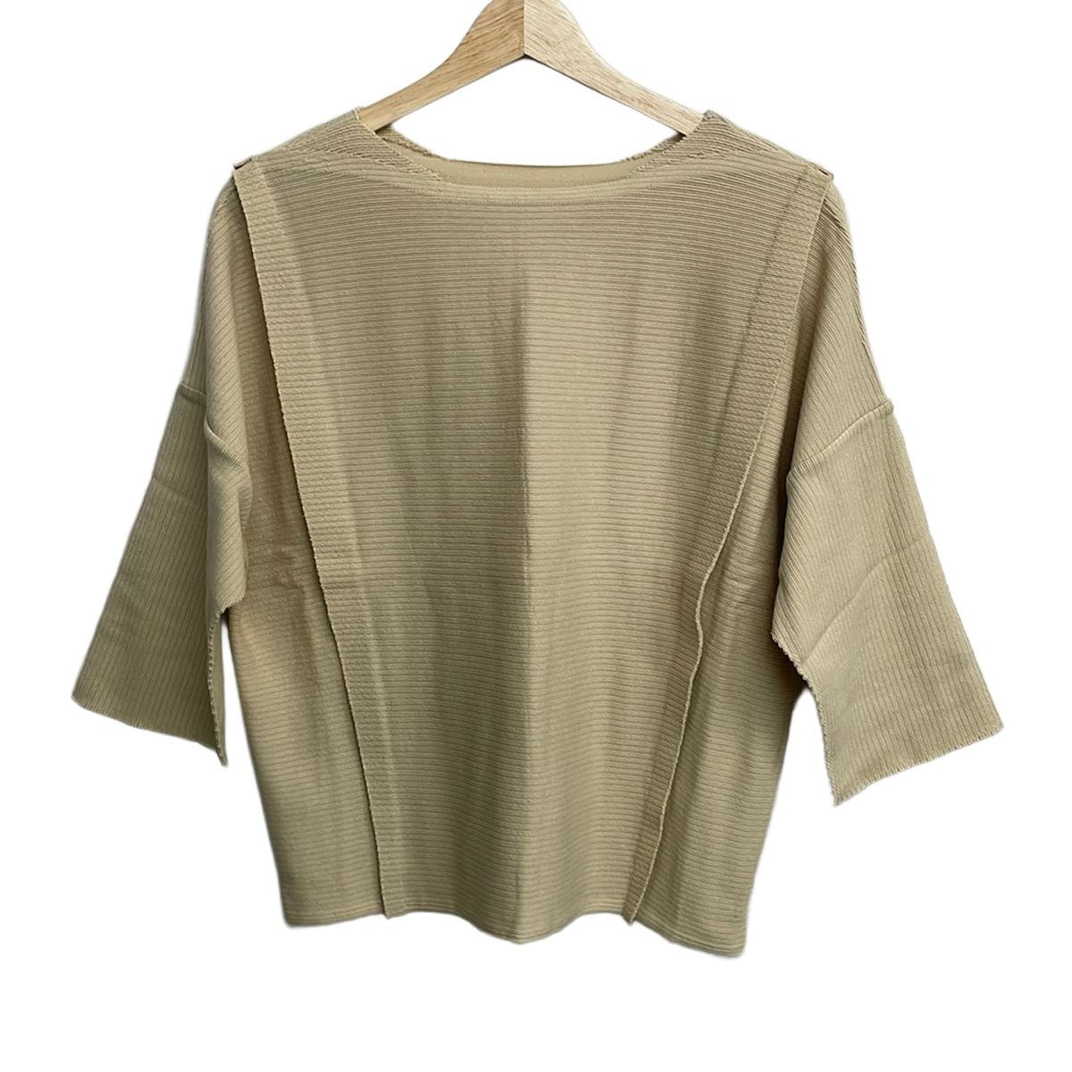 ISSEYMIYAKE(イッセイミヤケ) 七分袖セーター サイズ2 M レディース美品 - ベージュ クルーネック/A.POC INSIDE