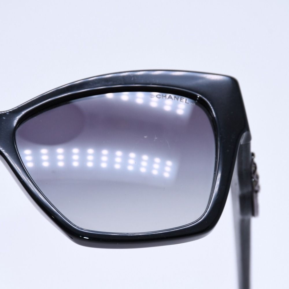 極美品 CHANEL シャネル レザーチェーン×ラインストーン ココマーク 黒
