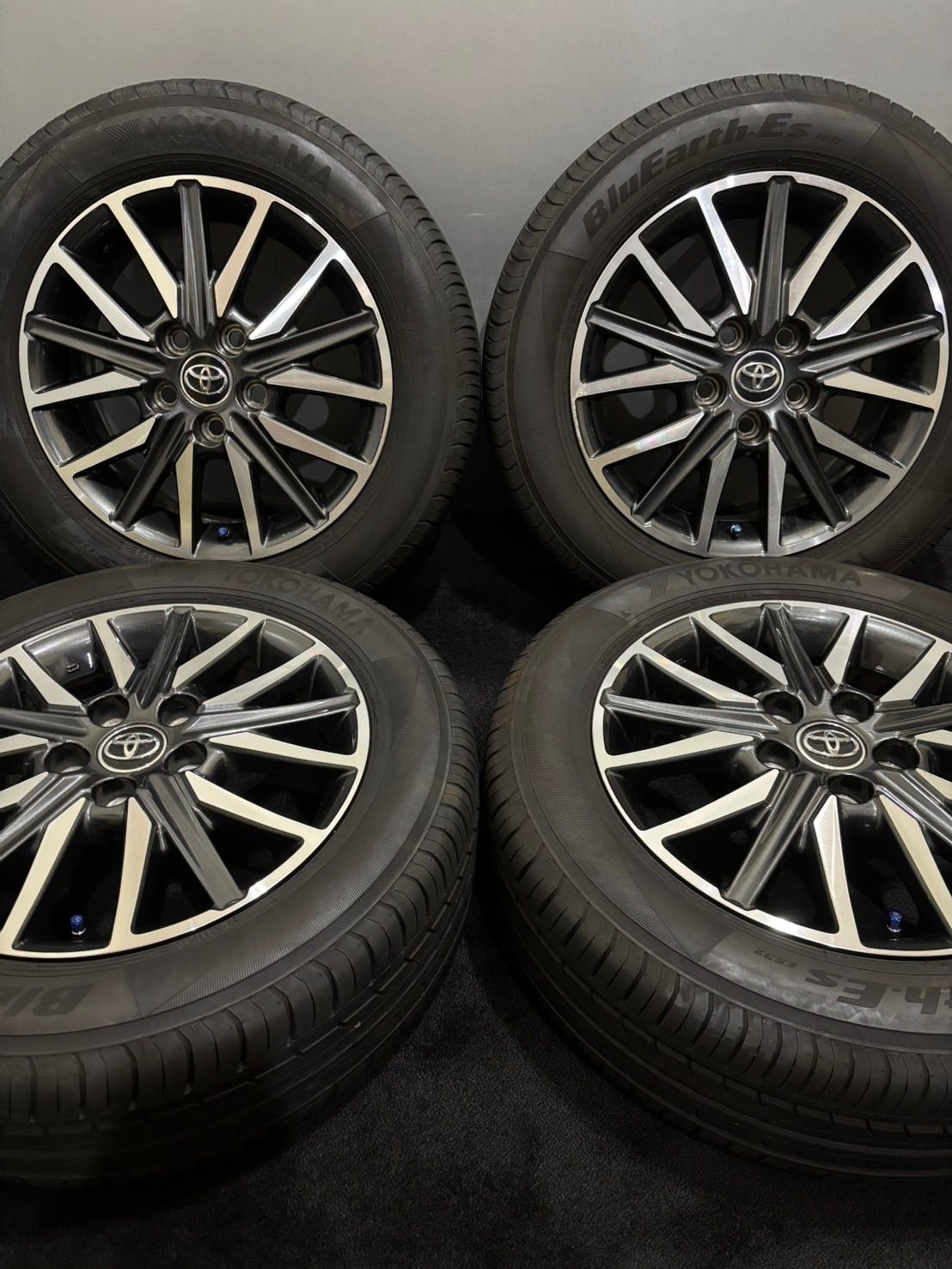 ★205/60R16 YOKOHAMA/BluEarth-Es ES32 25年製 トヨタ 80 ノア ヴォクシー 純正 16インチ 6J +50 114.3 5H 夏タイヤ 4本 (南6-M468)