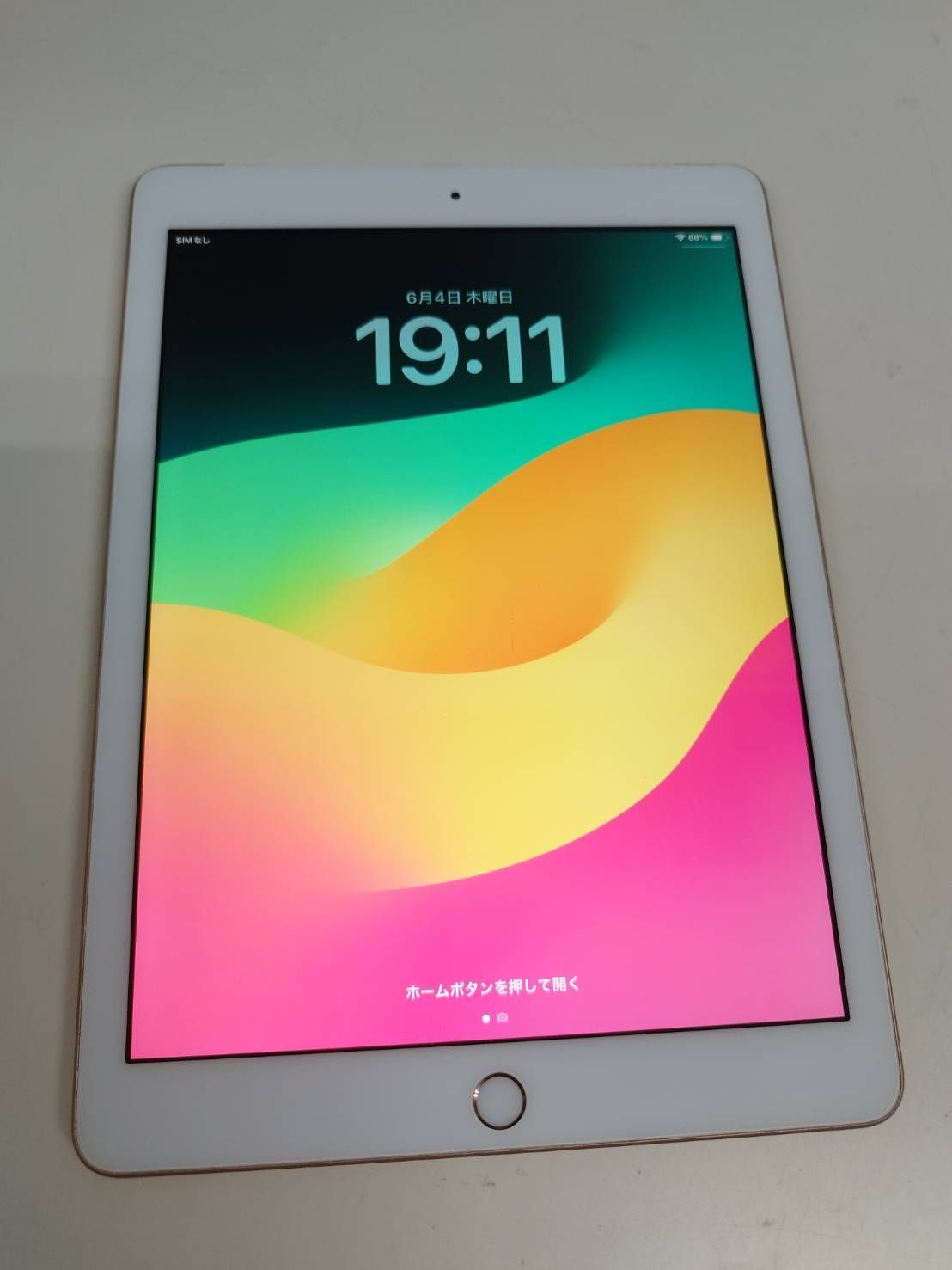 Wi-Fi+セルラー】iPad 第6世代 32GB バッテリー88% - メルカリ