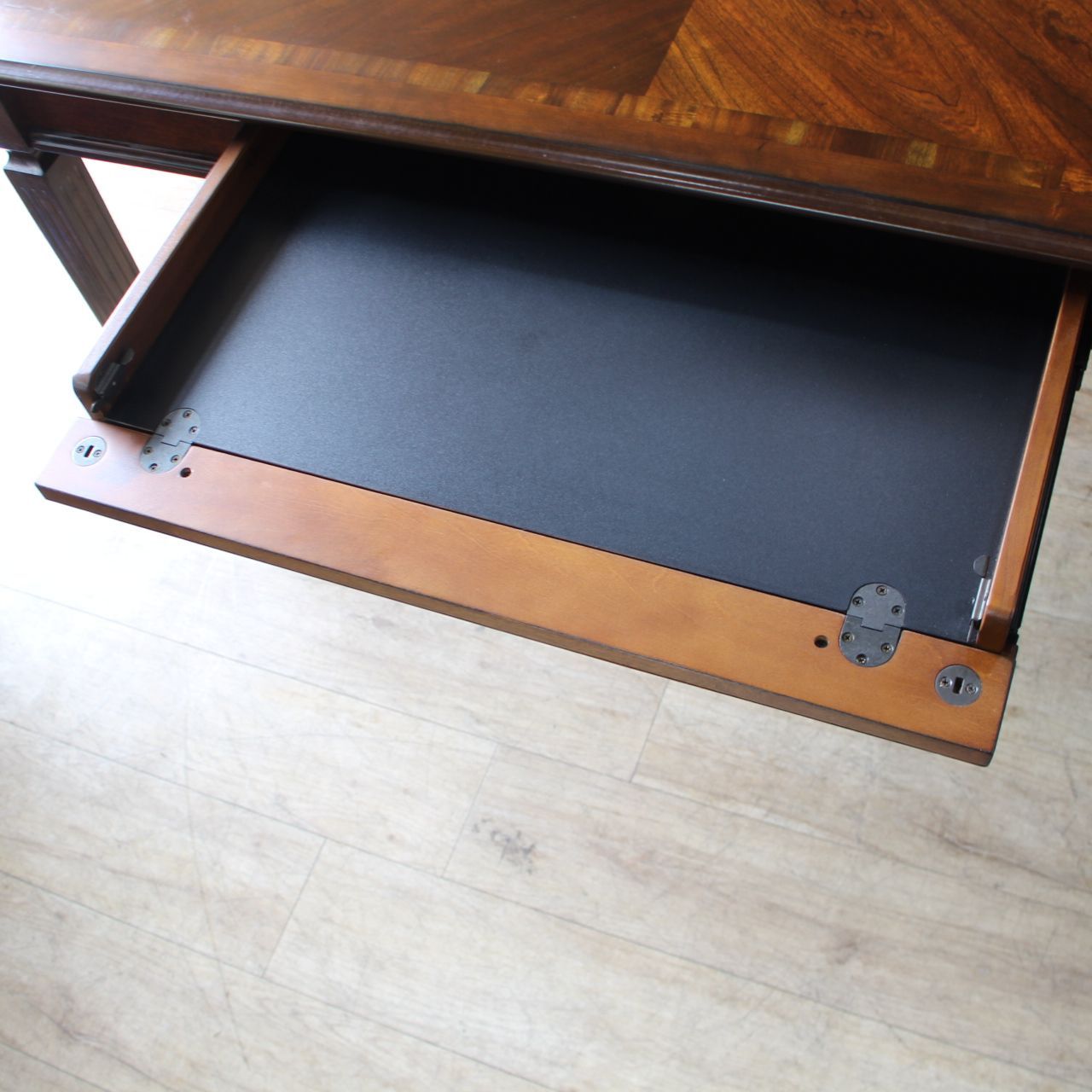 154)【川崎市から出品】Ashley Furniture Hamlyn H527-44 大型デスク 