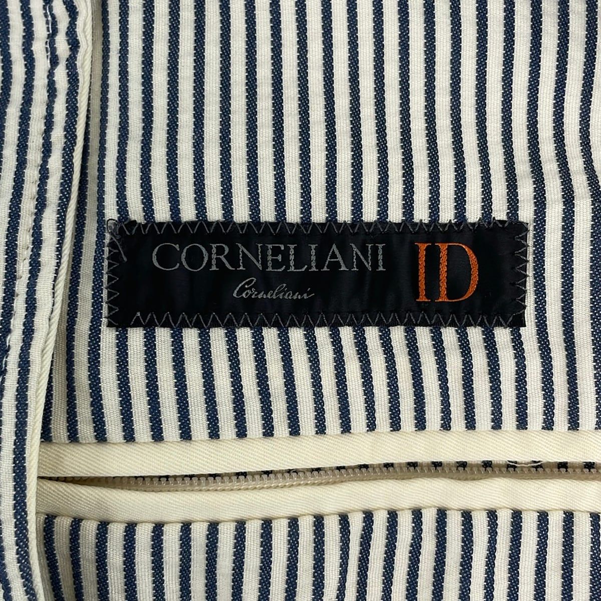 CORNELIANI(コルネリアーニ) ジャケット サイズ50 メンズ - アイボリー