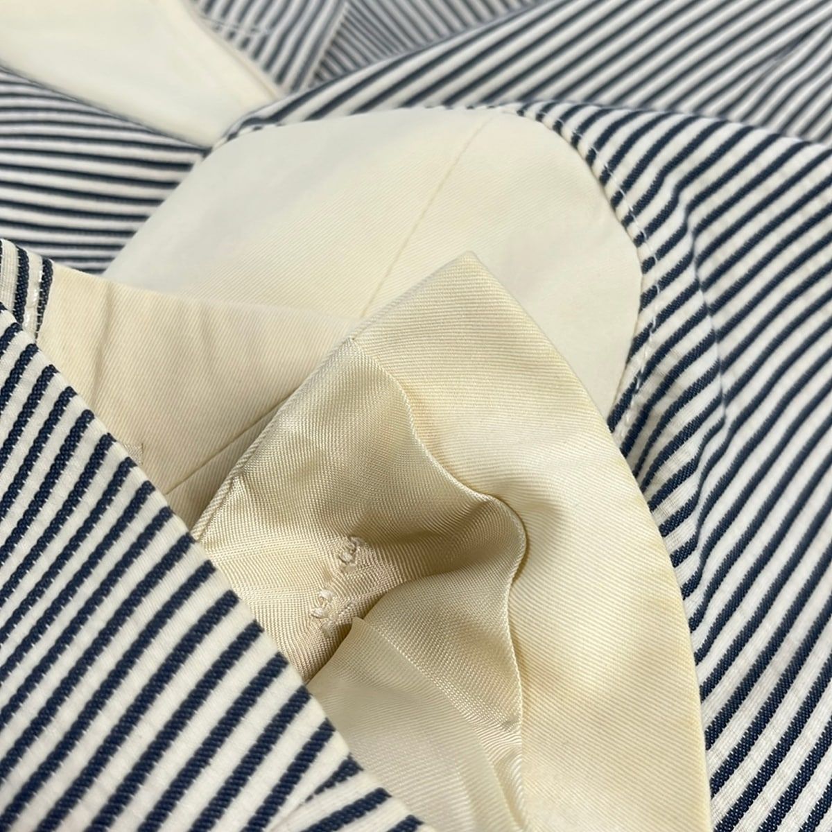 CORNELIANI(コルネリアーニ) ジャケット サイズ50 メンズ - アイボリー