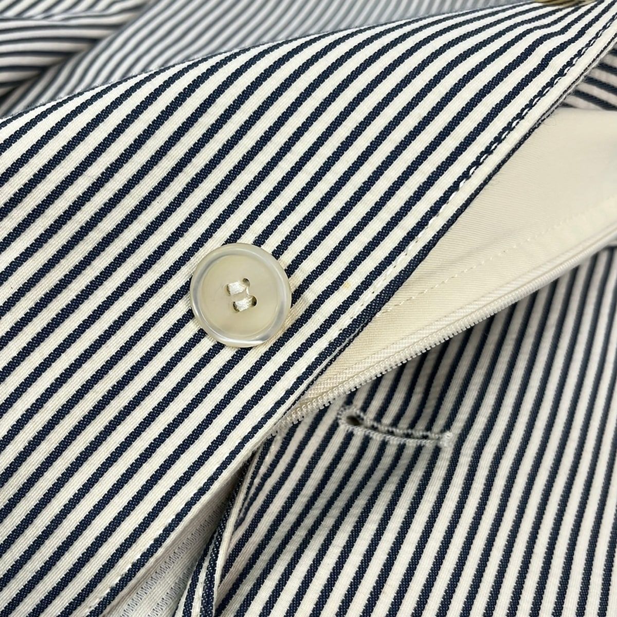 CORNELIANI(コルネリアーニ) ジャケット サイズ50 メンズ - アイボリー