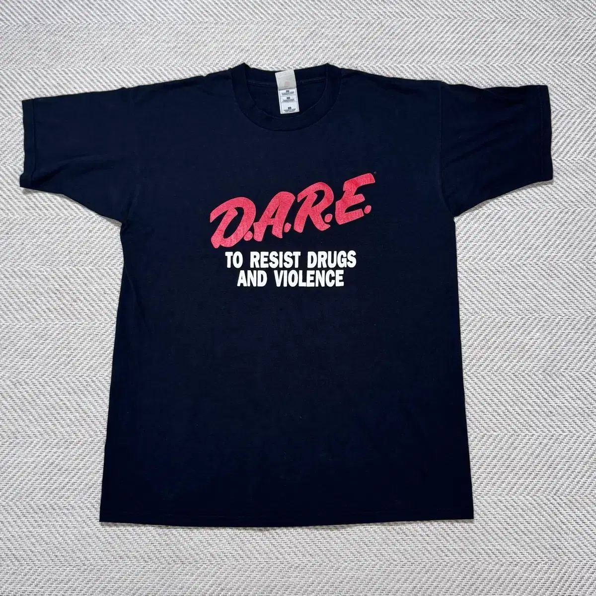 (XL) 90s ヴィンテージ DARE ブラック Tシャツ WHO