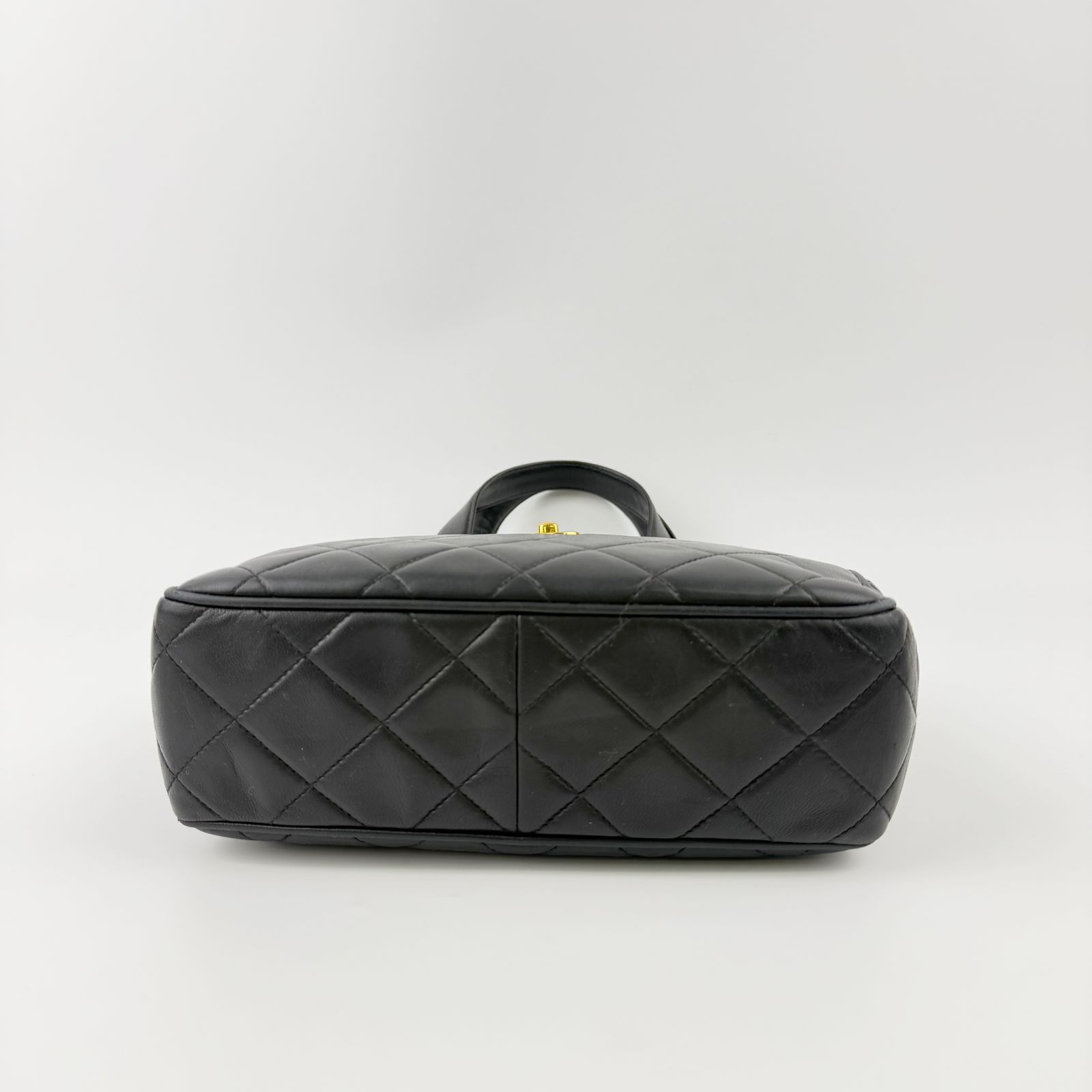 中古】CHANEL シャネル マトラッセ ココマーク ターンロック 