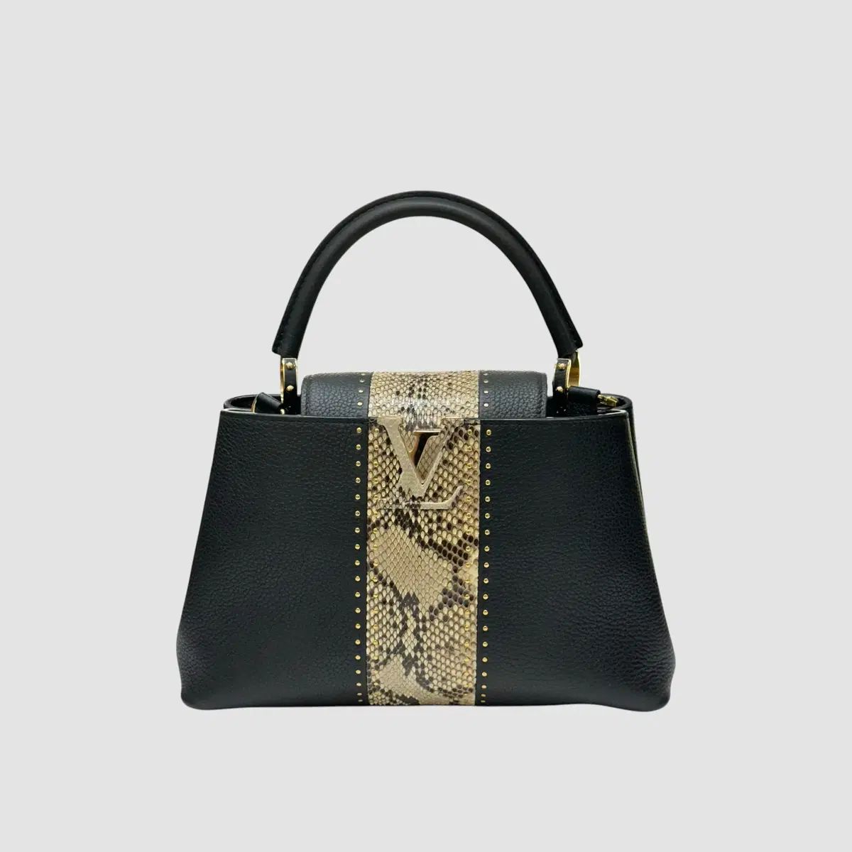 ルイヴィトン カプシーヌ MM LV パイソン柄 ブラック N94566 - メルカリ