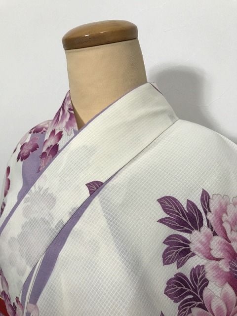 中古】Lサイズ 浴衣 綿 クリーム地に草花模様