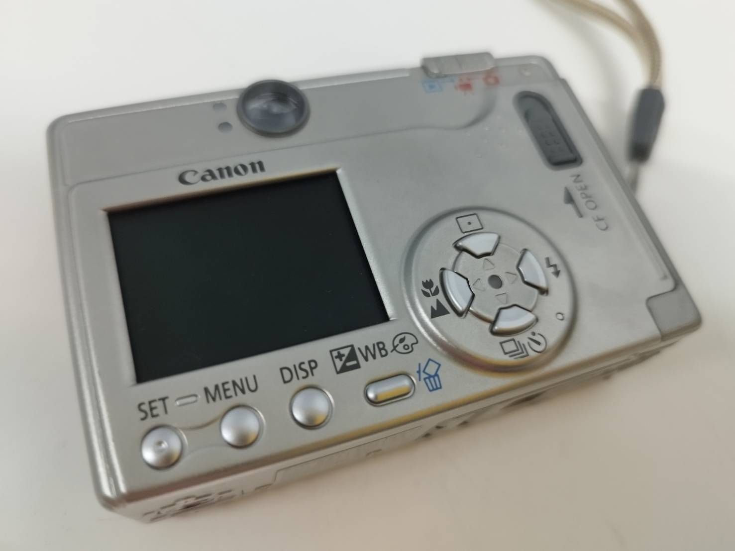 ジャンク】Canon IXY DIGITAL 320/PC1037/コンパクトデジタルカメラ