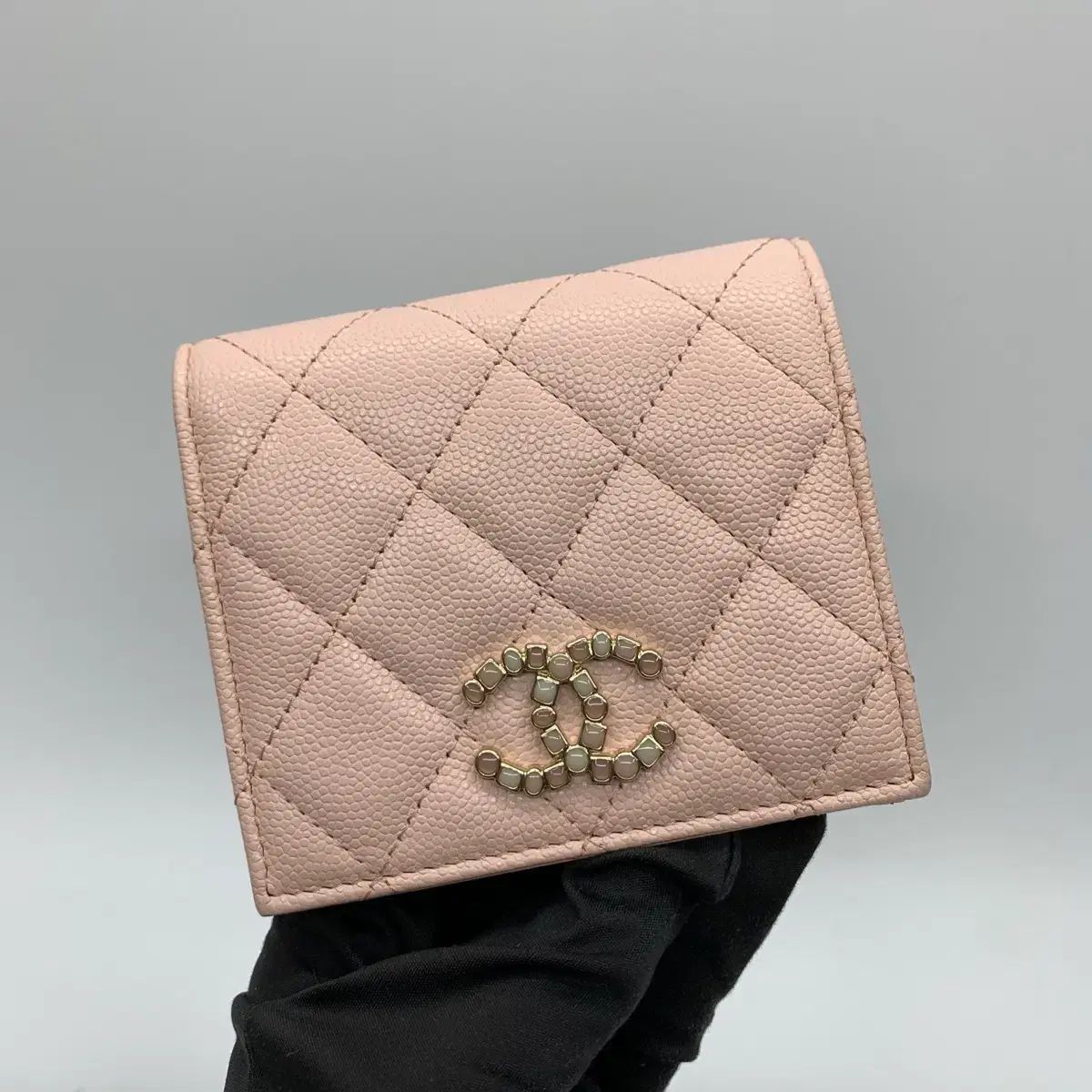 267002019 CHANEL シャネル キャビアスキン 二つ折り財布 ピンク RFID