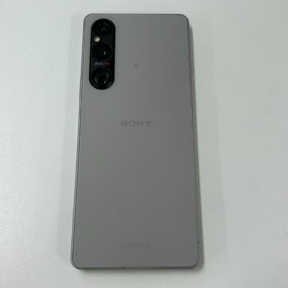 【訳あり】Xperia 1 V A301SO プラチナシルバー