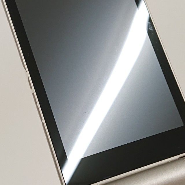 arrows ケータイ ベーシック F-41C ドコモ ゴールド 送料無料 本体