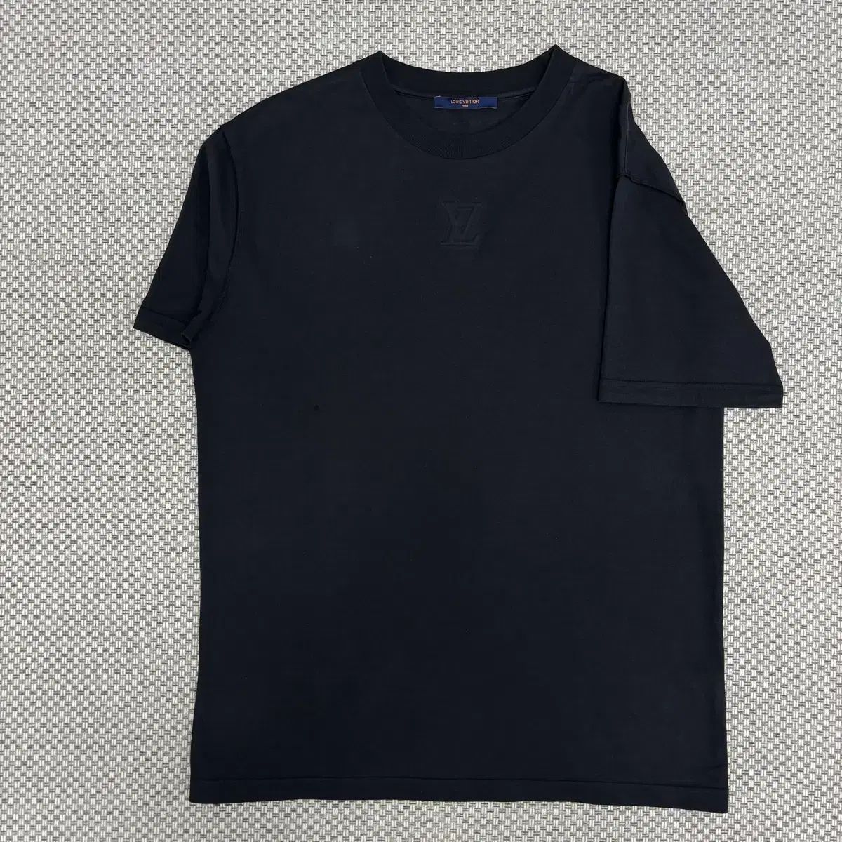 ルイヴィトン LVロゴ 刺繍 半袖Tシャツ