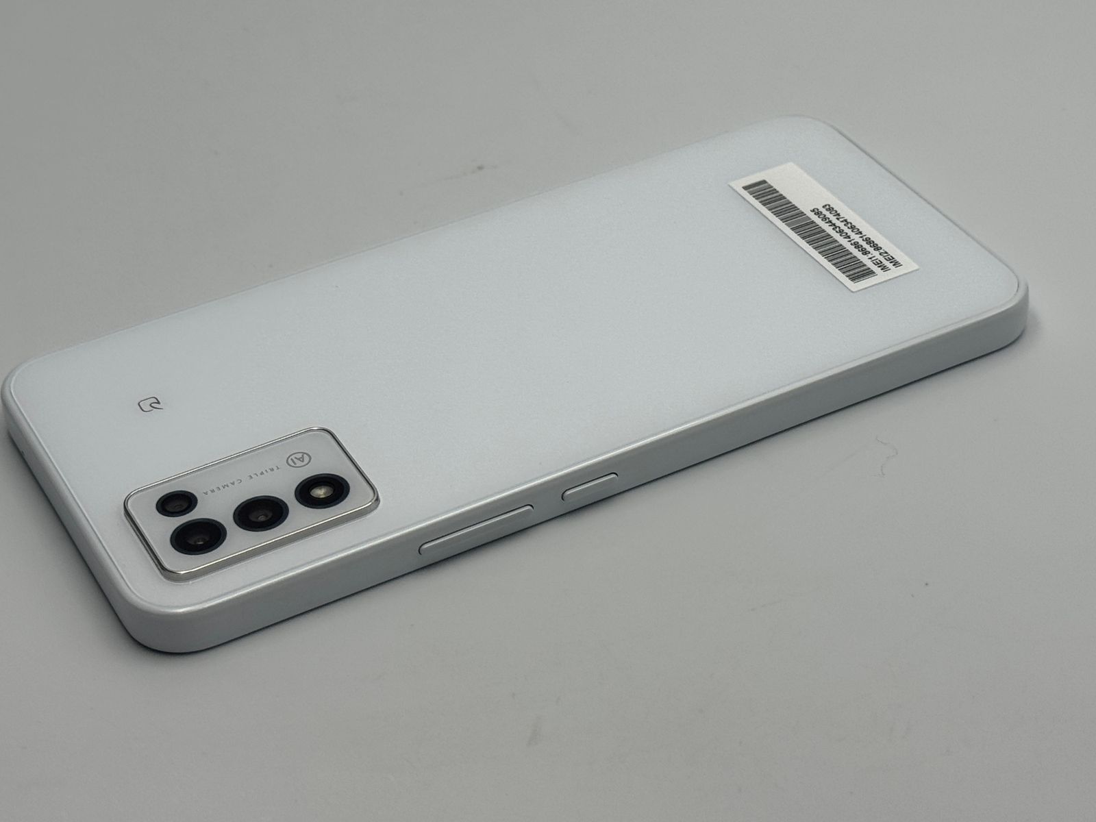 中古C】Libero 5G III A202ZT ホワイト SIMフリー 白ロム - メルカリ
