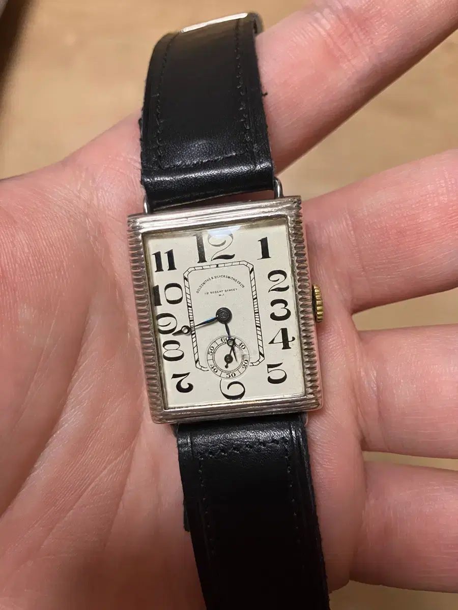 ヴィンテージ goldsmith & silversmiths 手巻き 銀製 腕時計 出品