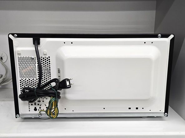 中古品】 ゼピール 電響社 電子レンジ 17L 50/60Hz共用 横開き ターン 
