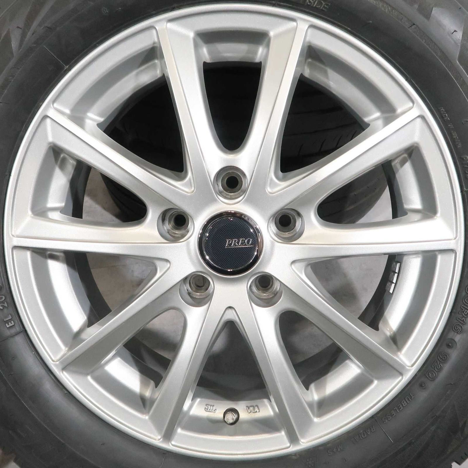 トヨタ ヴォクシー ノア 90系 等 4本 社外 16インチ 6J +40 5H PCD