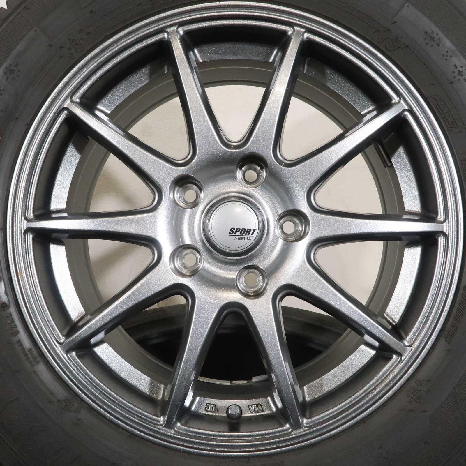 ヤリスクロス 10系 セレナ C28系 等 4本 社外 16インチ 6.5J +48 5H